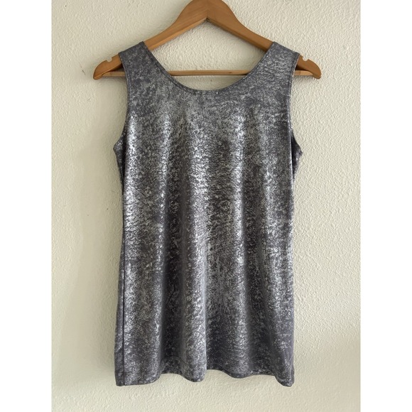 Chico's Travelers Retro Metallic Tank Gray Size 0 Small Neutral Elevated Modern - Picture 2 of 4